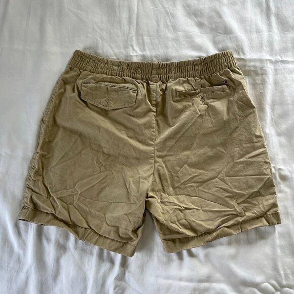 Tommy Hilfiger Khaki Elastic Waist Chico Style Shorts | Size L - Picture 5 of 6